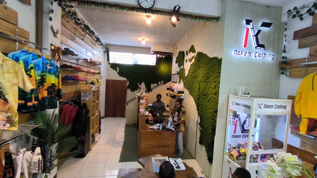 Merchandise event Papua